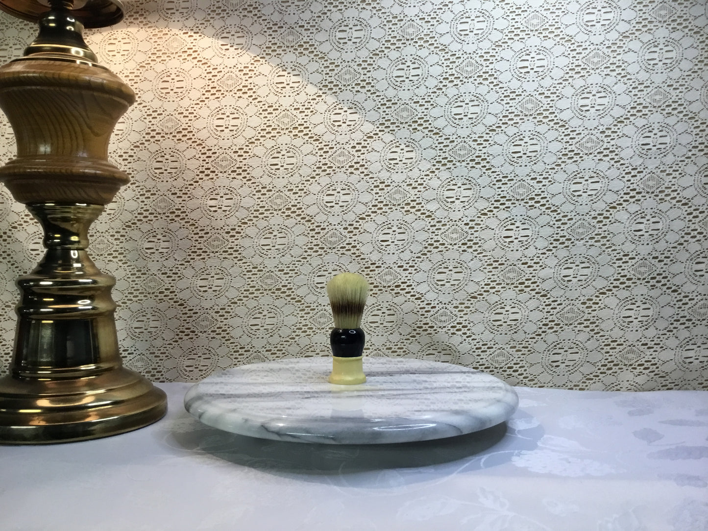 Vintage Face Brush Black and Cream