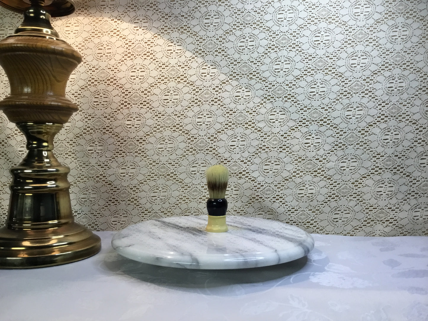 Vintage Face Brush Black and Cream