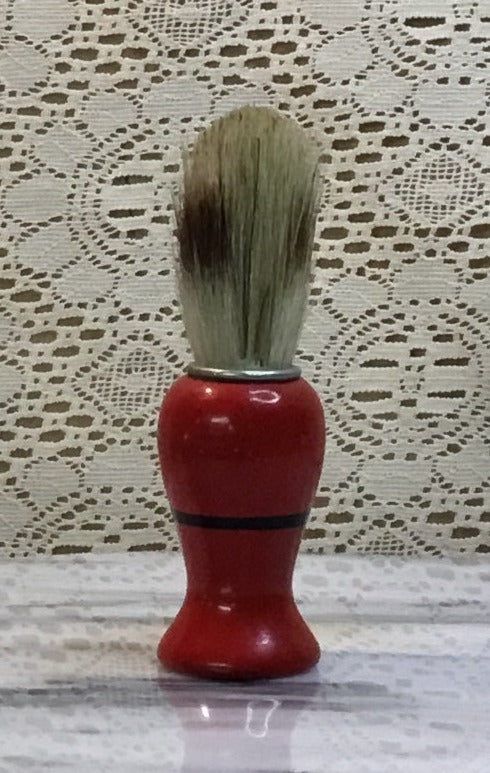 Vintage Face Brush Red