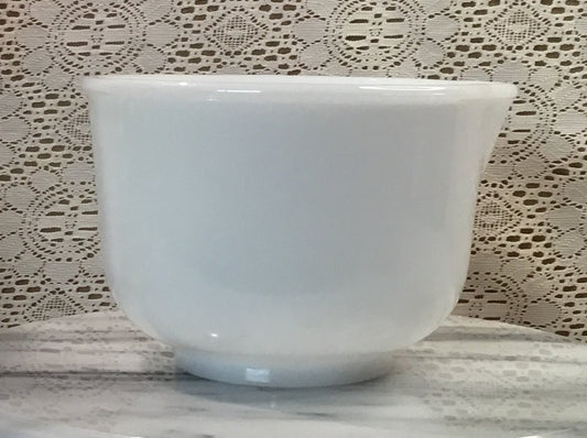 Vintage C.1980s Glassbake for Sunbeam Milk Glass Mixing Bowl